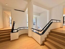 The Colonnade (D10), Condominium #563475391